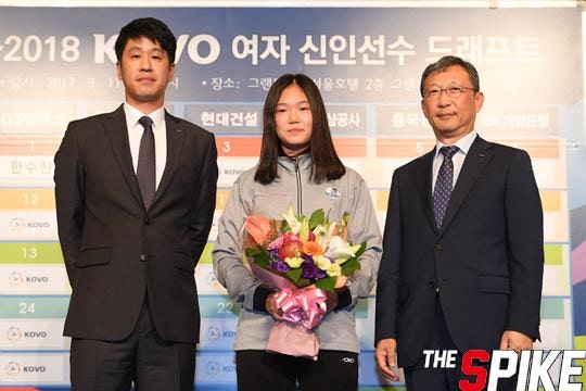 MBJ_8272.jpg