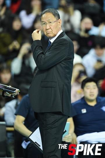 YYW_0906_1.jpg