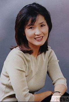 화촉밝힌 탤런트 김현주