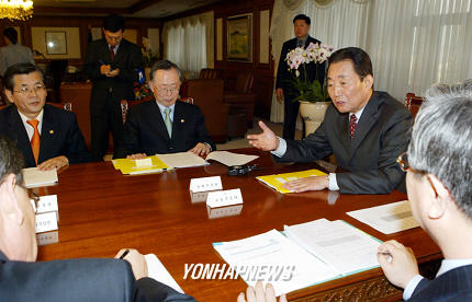  고대행 비정규직관련 관계장관회의 주재