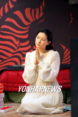 영화 친절한 금자씨 촬영장 일ㆍ홍콩 언론 몰려(종합)