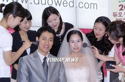 올 가을 유행할 웨딩메이크업 입니다