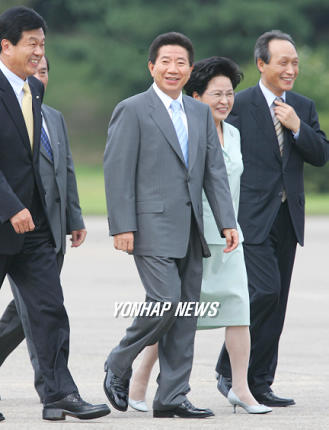 노무현대통령 출국