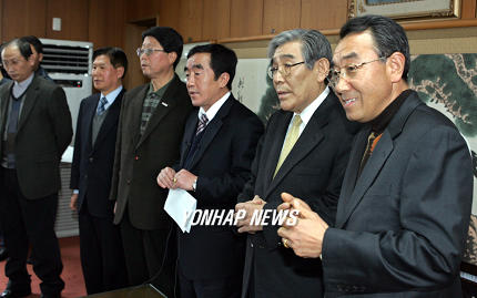 학생 배정 수용 밝히는 제주 교장단