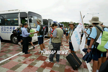 금강산 관광 이상무