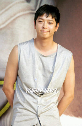 영화 ‘우리들의 행복한 시간’의 주연한 강동원