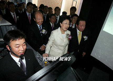 한명숙 총리 소프트엑스포 참석