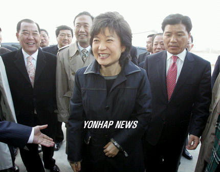 박근혜 전 대표 전주 첨단산업단지 방문