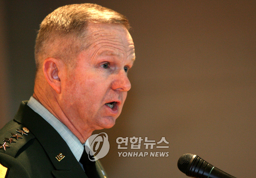 벨 사령관 "가족동반 전 주한미군 확대"