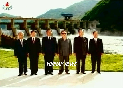 北 김정일, 강계시 산업시설 시찰