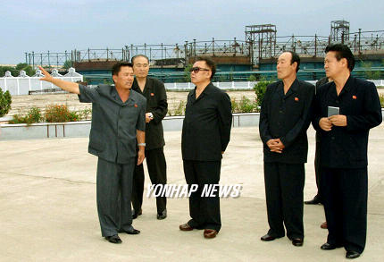 김정일, 흥남비료기업소 방문