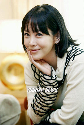 배우 김정은