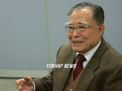 아내 간호하며 무료간병 필요성 절감했죠