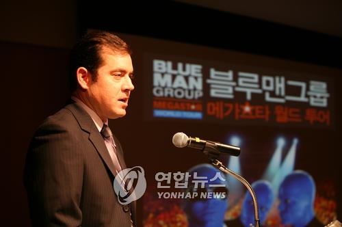 <파란 사나이들 블루맨 그룹이 온다>