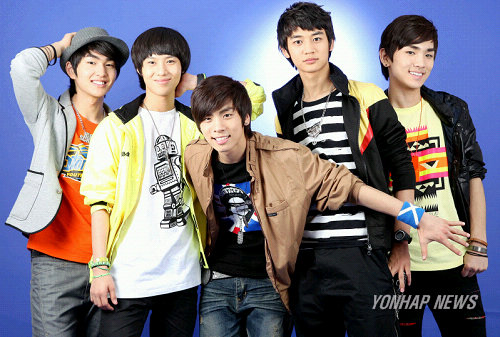 5인조 컨템퍼러리 밴드 샤이니(SHINee)