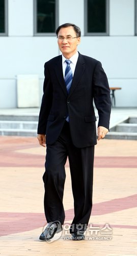 현지 복귀하는 금강산 사업소 총소장
