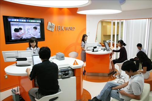 기업銀, 카페 같은 지점 IBK월드 개점