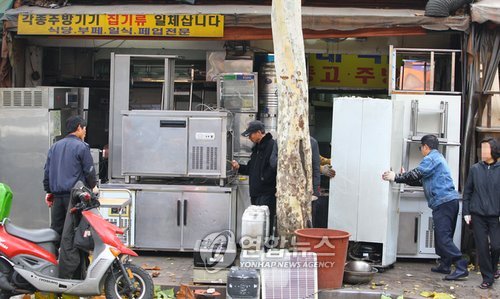 황학동 중고시장, 재고품 홍수