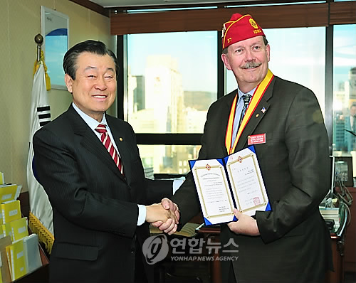 美 재향군인회 회장, 향군 방문