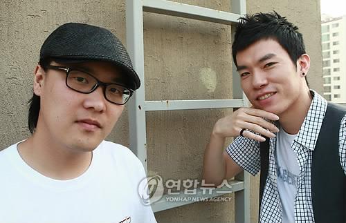 이트라이브 대중과 타협하되 한발 앞서야