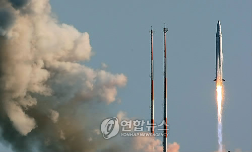 <나로호> 절반의 성공..힘내라 코리아!(종합)