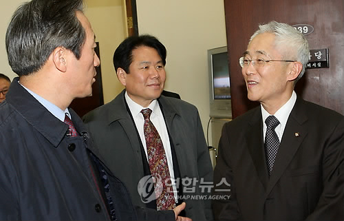 이용경, 정몽준 대표와 조우