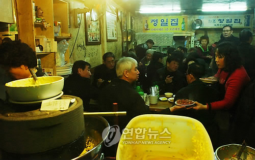 60년추억 뒤로한채…피맛골 청일집 마지막날