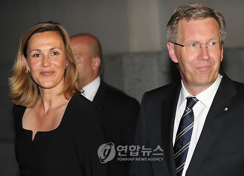 소년가장에서 대통령으로..불프 獨대통령