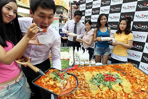 닭요리 푸짐하게 드세요