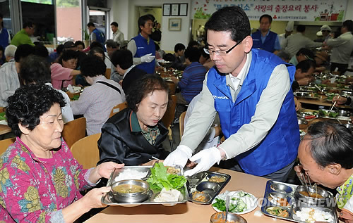 현대차노사 울산 무료급식소서 사랑의 출장요리