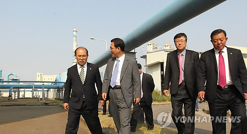 <2010 국감> 수도권매립지 시설 시찰하는 국회 환노위원들
