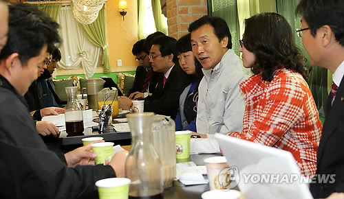 손학규, 현장서 청년실업 간담회 열어
