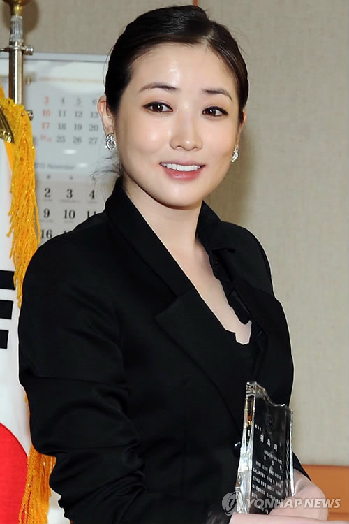 제주 홍보대사에 위촉된 탤런트 최정원
