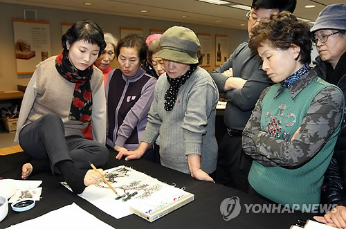 구족화가 오순이 교수와 함께 중국 그림 그려보기