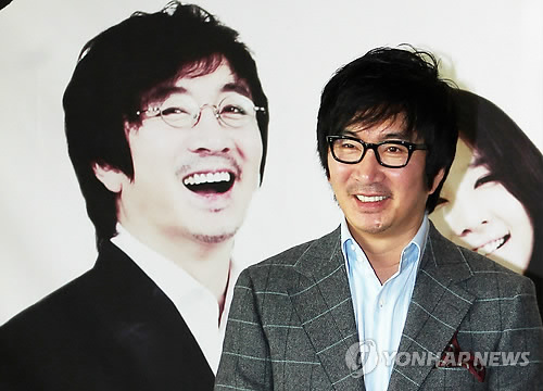 김승환 윤지민과 연극서 호흡