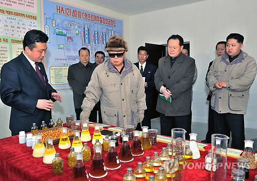 김정일 부자, 강계시 산업시설 현지지도