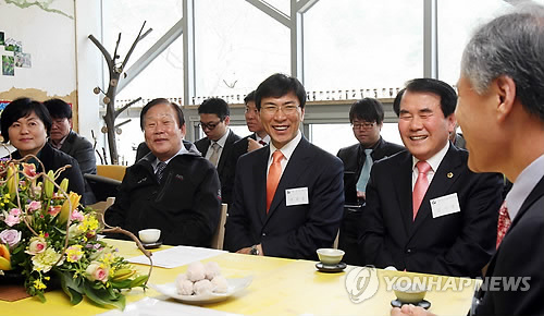 안희정 충남지사 천안서 현장 탐방