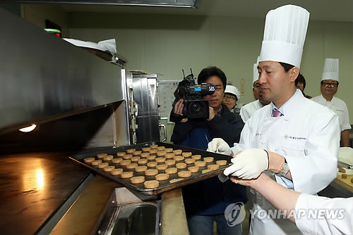 빵집아저씨로 변신한 오세훈 서울시장