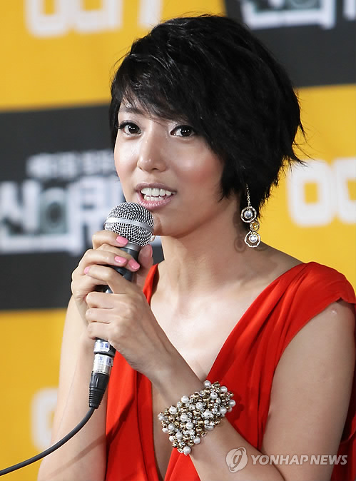 신예 이설희에 주목해주세요