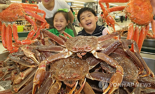 엄마 대게가 참 맛있네요