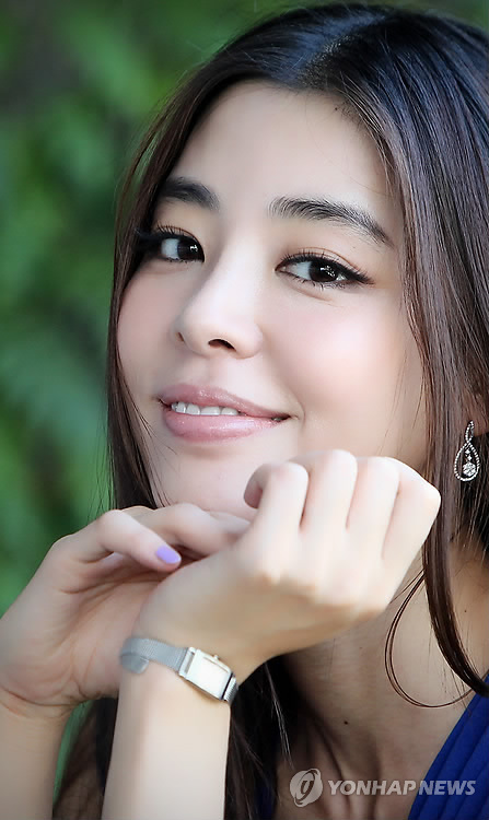 배우 김규리