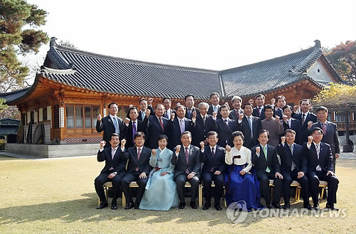 김총리 우수한 기술인이 우대받는 사회 돼야