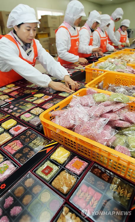 우리 전통의 맛과 멋 그대로 배인 한과 출하