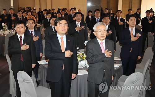 시니어 일자리 함께 나누겠습니다