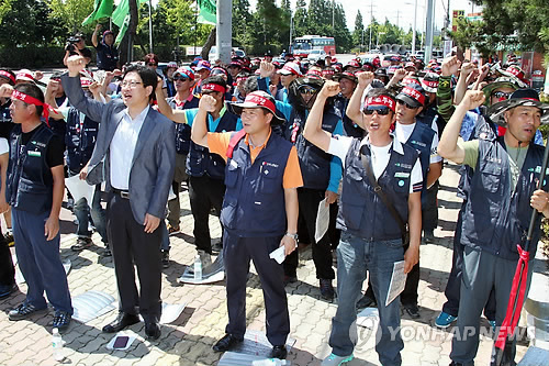 만든곳: 한국 네티즌본부 카페