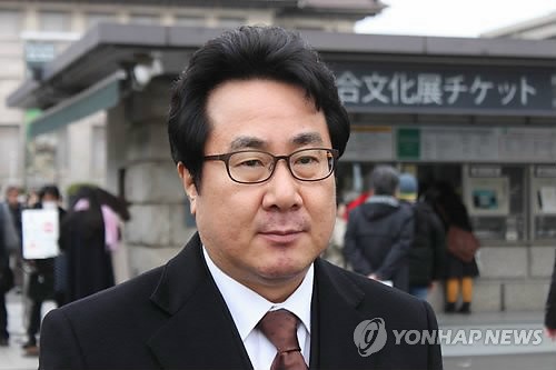 대한제국 투구·갑옷 보러 도쿄에 온 황사손 이원씨