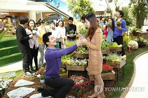 대형 실내 ‘스프링 가든’