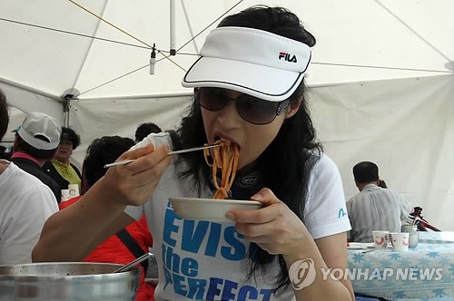 칼국수 맛있게 먹는 법은~