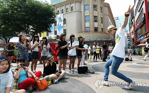 무더위 이기는 댄스 열정