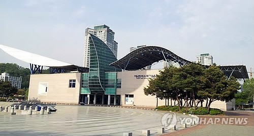 대전엑스포기념관 세계엑스포기념품전시관으로 변모